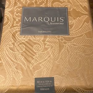 Marquis by Waterford Gold Oblong tablecloth 60 in x 104 in